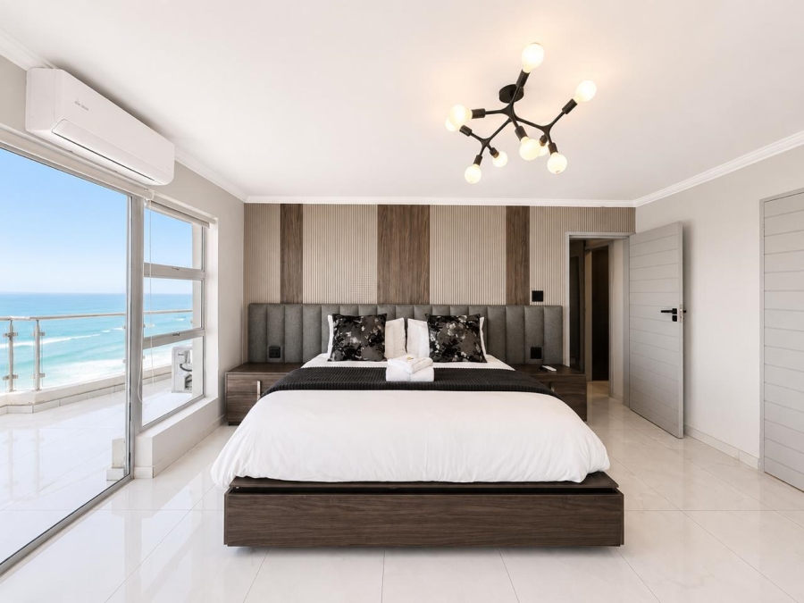 4 Bedroom Property for Sale in Beachfront Western Cape